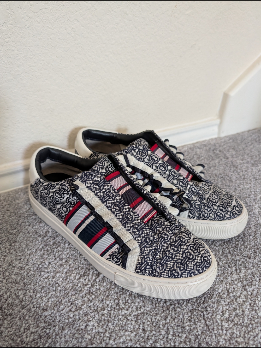Tory SPORT Gemini Jacquard/Calf Leather Slip On Ruffle Sneaker Size 8 M